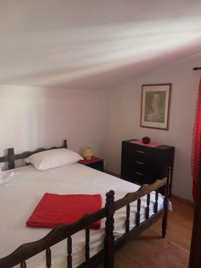 Apartment House Aria Baška Voda Екстериор снимка